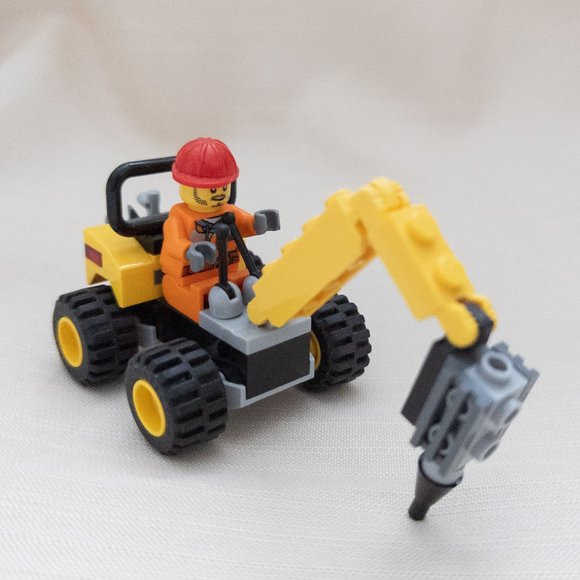 Lego City Car with Minifigure | Set of 5 | Toys & Collection Display - Picture 10 of 13